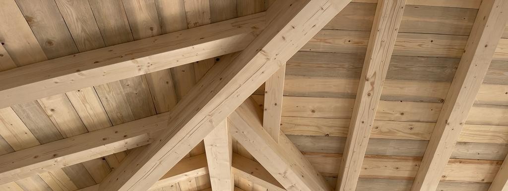 Struttura in legno lamellare realizzata da PSK Costruzioni
